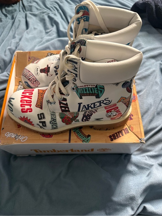 NBA Team Logo Timberlands - Size 11 main image 4